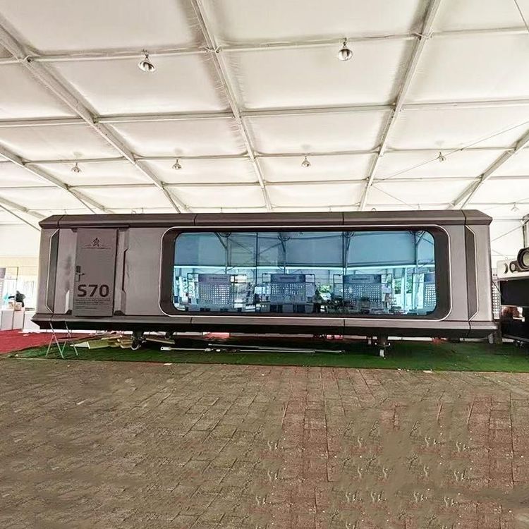 Luxury Modern Steel Mobile House Kitchen Prefabricated Container Home for Hotel Villa Use Anti-corrosion Waterproof Features