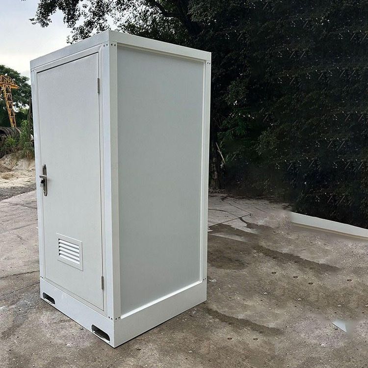 Mobile Toilet and Shower for Outdoor Use