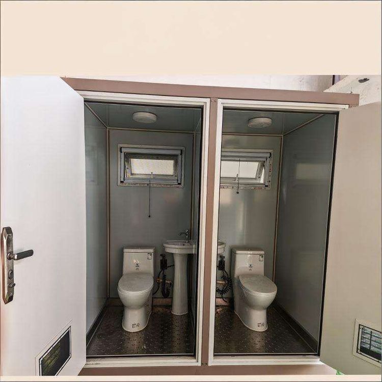 Customization of Public Mobile Toilets in Ningxia