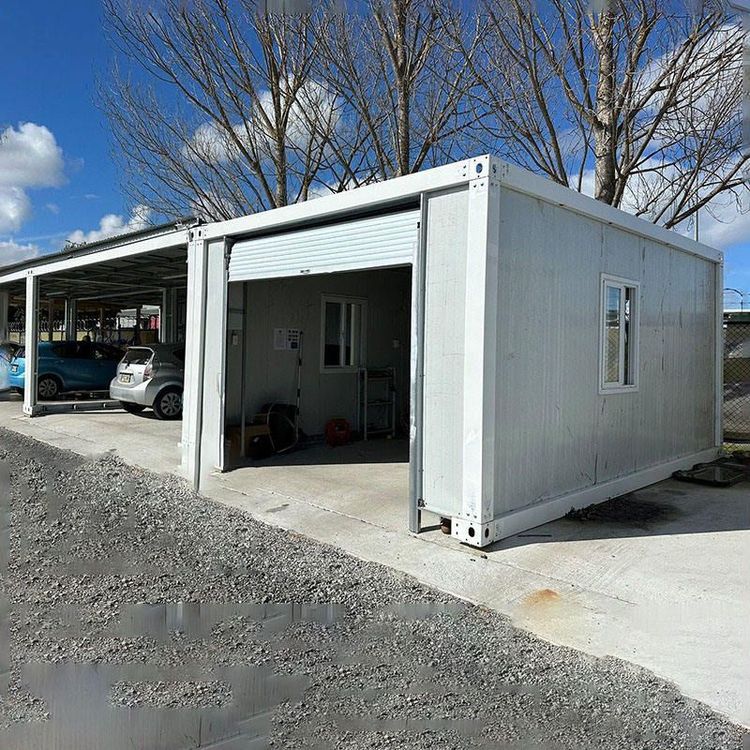 How Thick Are the Floors of Mobile Toilets