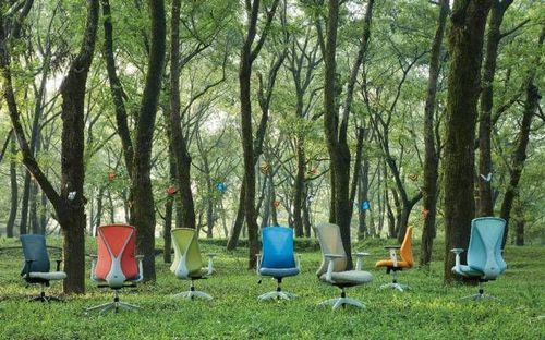 Yihang Office Furniture: Formaldehyde-Free Work as a Catalyst for Green Transformation