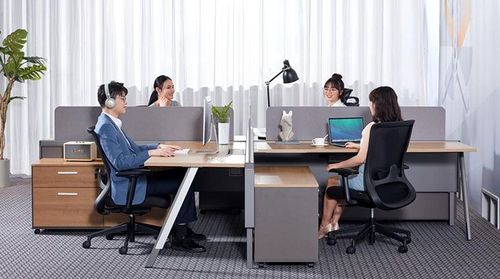 科普：合适的办公桌的高度和角度可以提高工作效率！