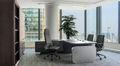 A Shanghai Financial Office: Where Efficiency and Nature Coexist in Harmony